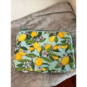 NWOT Vera Bradley Lemon Grove Laptop/Tablet Padded Sleeve